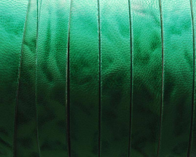 Cuero Plano 13x2mm. Vintage. Verde. Calidad Superior