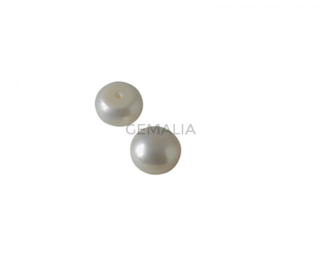 Perlas cultivadas. Para pendientes. 7x5mm.Medio agujero 0,6mm