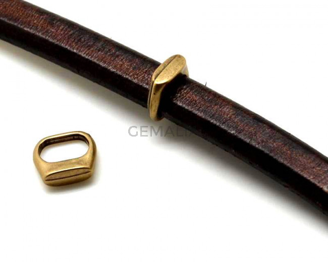 Zamak. 13x12,5mm.Oro viejo.Int.10x7mm