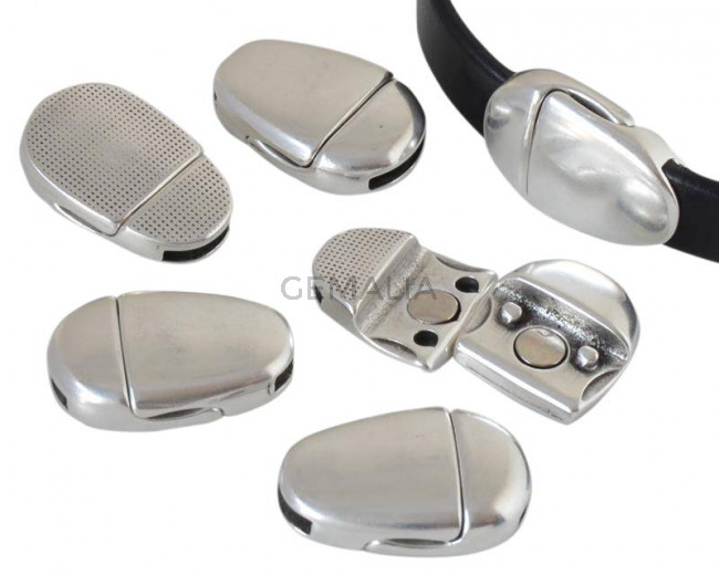 Cierre magnetico de Zamak oval liso. 24,5x16mm. Plateado. Int.10x2mm. Precio Especial