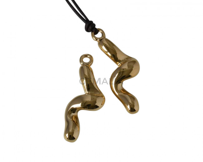 Colgante de Zamak 41x17mm. Baño de Oro 18Kt. Int. 3mm.
