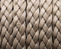 Cuero trenzado Plano 9x2mm. beige Mate. Calidad Superior