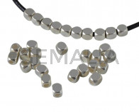 Entrepieza Zamak Cuadrado. 4x3,5mm. Plateado. Int.2mm