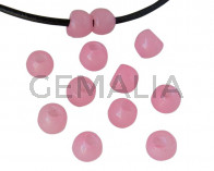 Resina. Bola 7x7x5mm. Rosa opaco. Int.3mm aprox. Calidad superior.