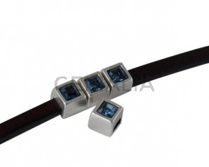 Entrepieza de SWAROVSKI cuadrado 5x5mm. Plateado-Denim Blue. Int.3x2mm