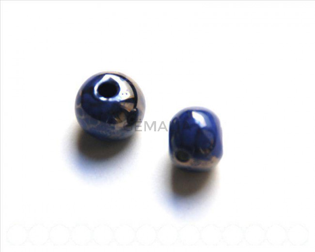 Ceramic. Round, 12mm. Dark violet. Int.3mm.