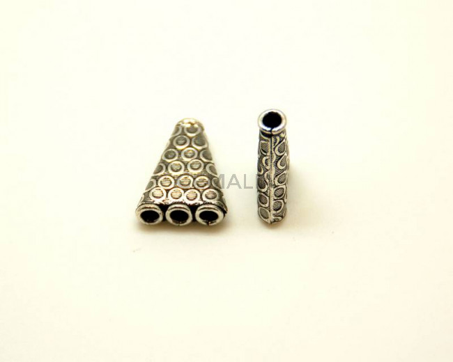 Metal. 20x15mm. Antique silver. Inn.2.8mm.