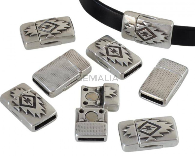 Zamak. Magnetic clasp. Flat. 23x13mm. Silver. Inn.10x2mm.