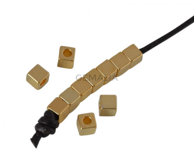 Brass cube bead 3x3mm. Gold. Inn.1.5mm