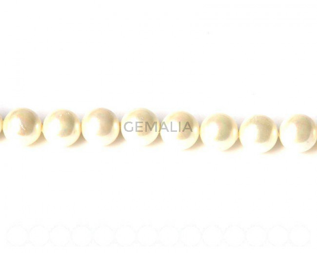 Shell pearl, 10mm round. White. Inn.1mm.16-inch strand. 39 PCS.