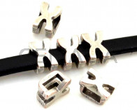 Zamak. Letter X. 9.5mm. Silver color. Inn.6x2.5mm.