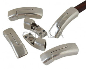 Zamak. Magnetic clasp. Regaliz. 41x13x9.5mm. Silver color. Inn.10x7mm.