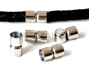 Stainless steel 304. Magnetic clasp. 19x11x11mm. Silver. Inn.10mm.